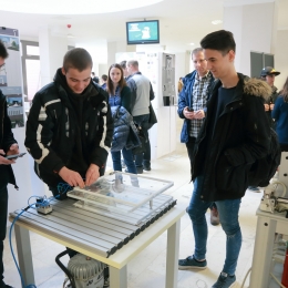 Látványos és információkkal teli Nyílt napot tartott a Műszaki és Informatikai Kar
