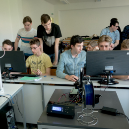 Háromszáz diák gyűjtött élményeket a Műszaki és Informatikai Karon