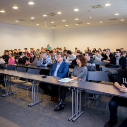 Eddigi évekhez képest sikeresebb nyílt napot tud a háta mögött a Műszaki és Informatikai Kar!