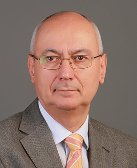 Dr. Gyurcsek István